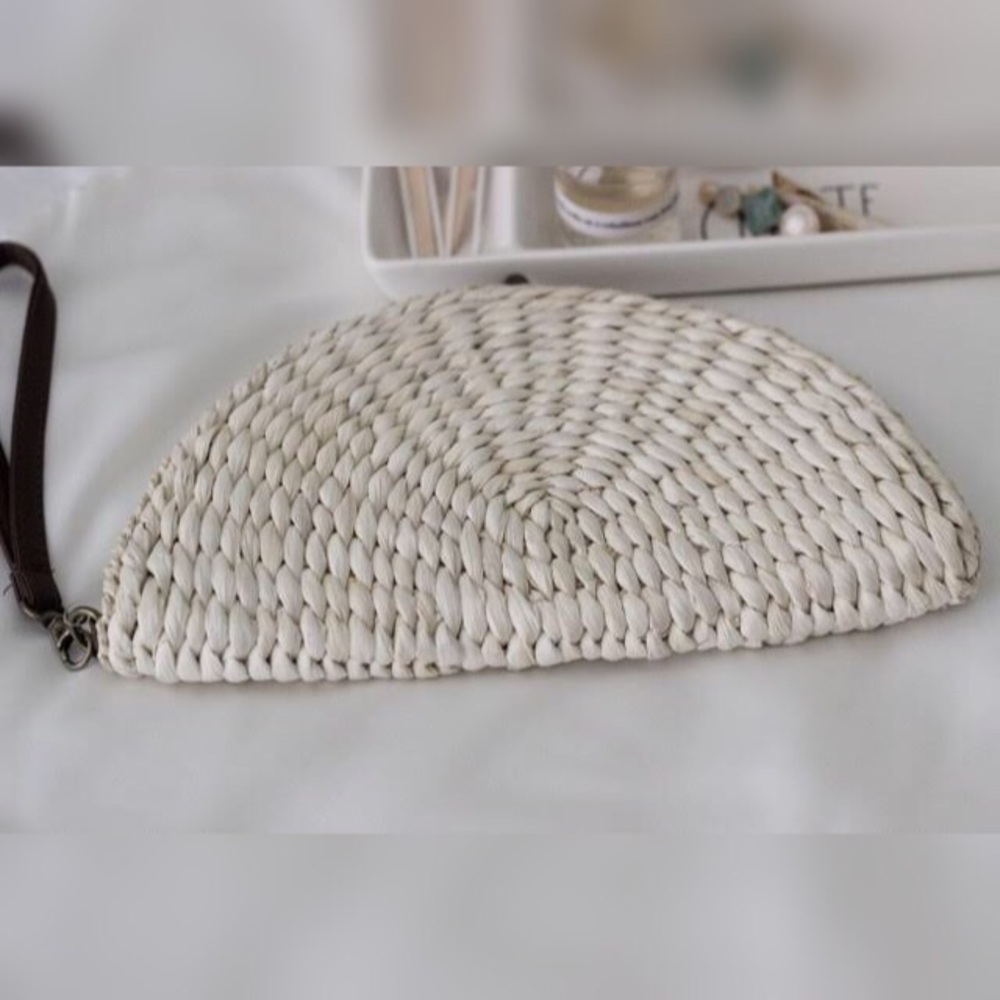 Half Circle Straw Clutch Minimalist